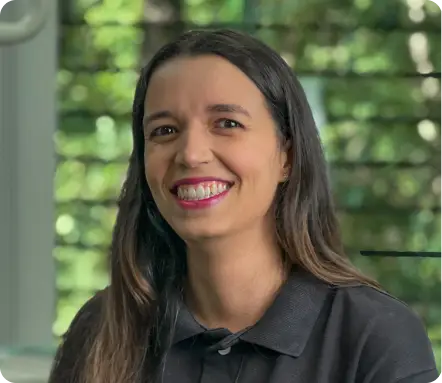 Alice Vitória, profissional da equipe da Odonto Voe em Vespasiano, apoio essencial no atendimento clínico e humanizado.